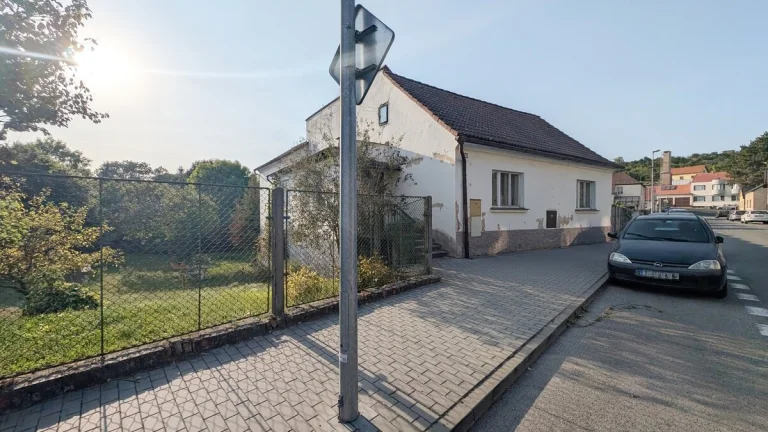 Prodej rodinného domu, Dobrovice, ul. Husova