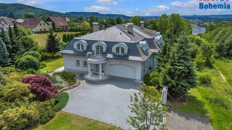 Prodej, vila, pozemek 3230 m2, Turnov, ul. Křišťálová