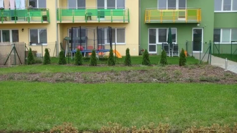 Byt 3+kk, 74 m2; Rajhrad, předzahrádka, garážové stání