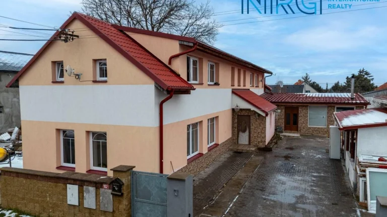 Prodej vícegeneračního domu, Libenice