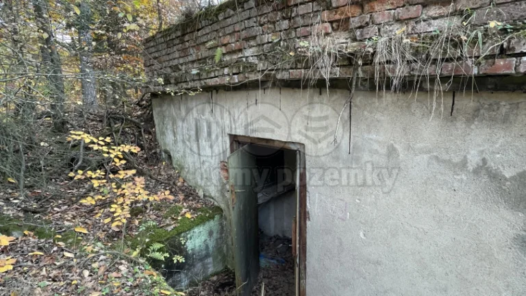 Prodej historického objektu - bunkru, 42 m², Starý Plzenec