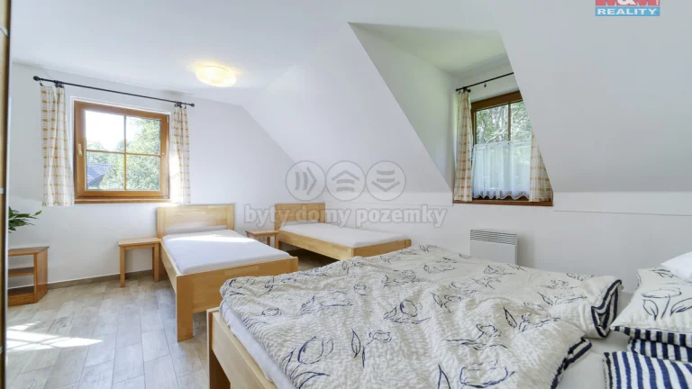 Pronájem bytu 1+kk, 53 m², Stožec