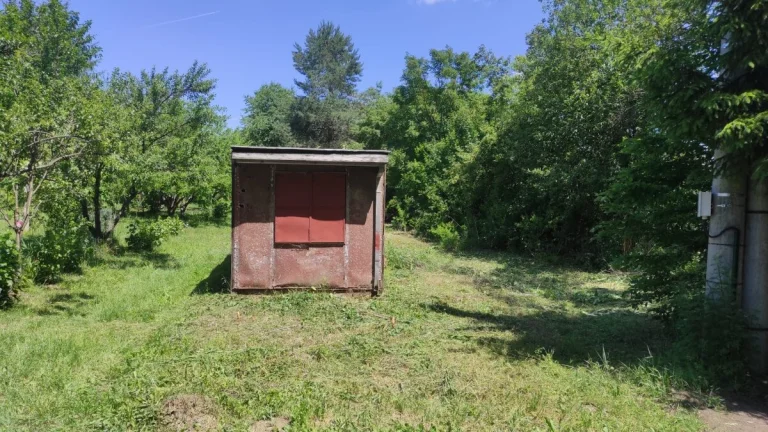 Záhrada / pozemok pod Chatku vo Vinici