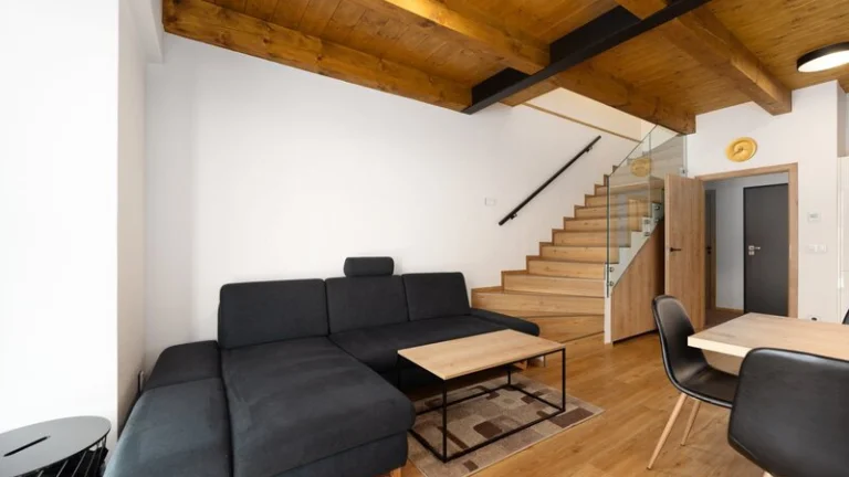 Prodej luxusního mezonetový bytu 3+KK s terasou a parkováním
