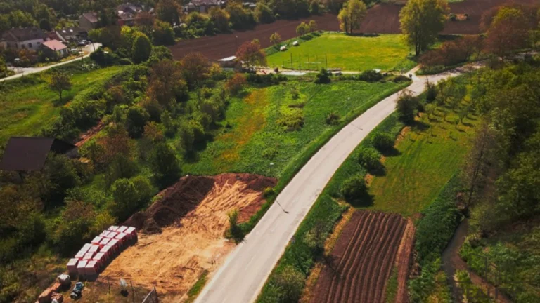 Prodej stavebního pozemku 861,5 m2 v Kyjově-Bohuslavicích, l