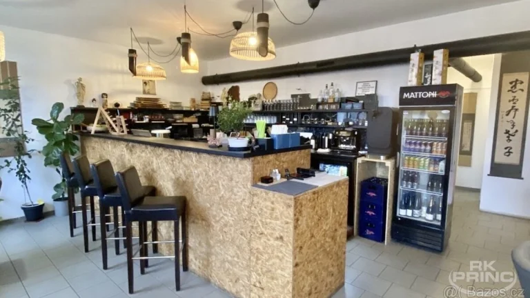 Pronájem restaurace, 86 m2, Rašínovo Nábřeží, Praha 2