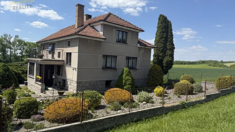 Prodej rodinného domu a zahrady