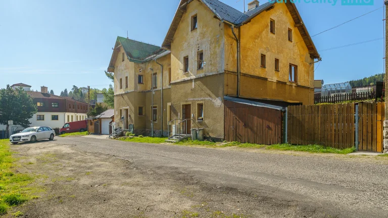 Prodej, 2 x byt, 3+1, 1+kk, Nejdek - centrum