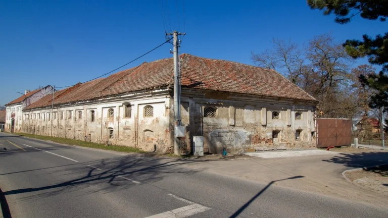 Prodej statku / zemědělské usedlosti v Kojeticích