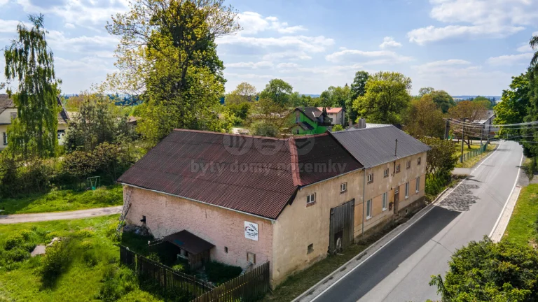 Prodej rodinného domu, 1435 m², Sklené