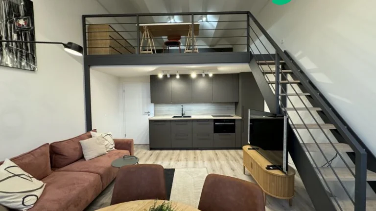 Stylový loft 2+kk po designové rekonstrukci na...