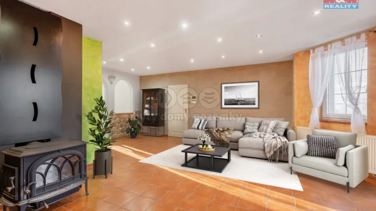 Prodej rodinného domu, 271 m², Jeřmanice, ul. Rádelská