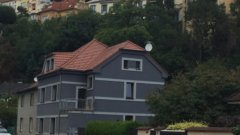 Pronájem bytu 2+kk • 72 m² v podkroví