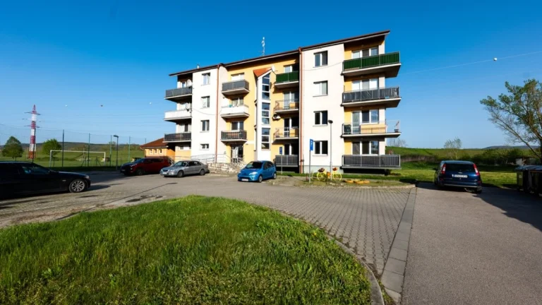 Priestranný 3-izbový byt za výhodnú cenu