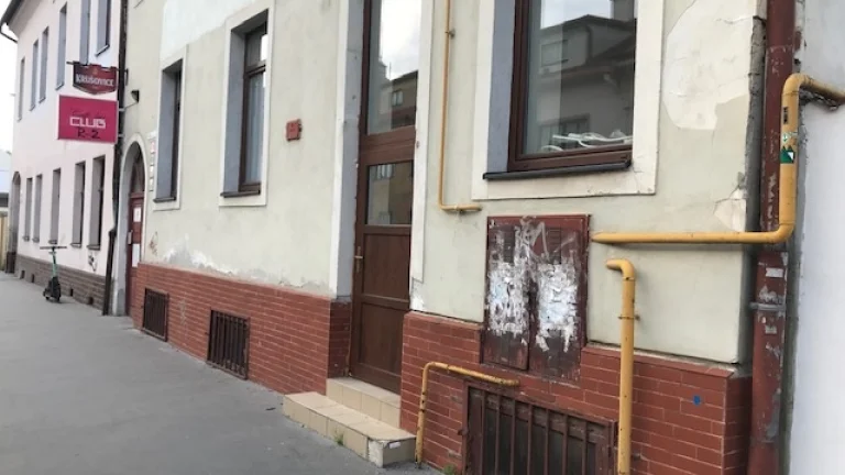Dva a pol izbový byť, PREŠOV centrum, alebo ako obchod ?