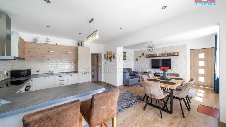 Prodej rodinného domu, 169 m², Dolní Bělá