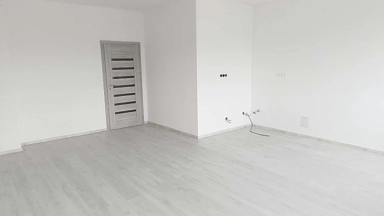 Na prenájom kancelária s kuchynkou centrum Banská Bystrica