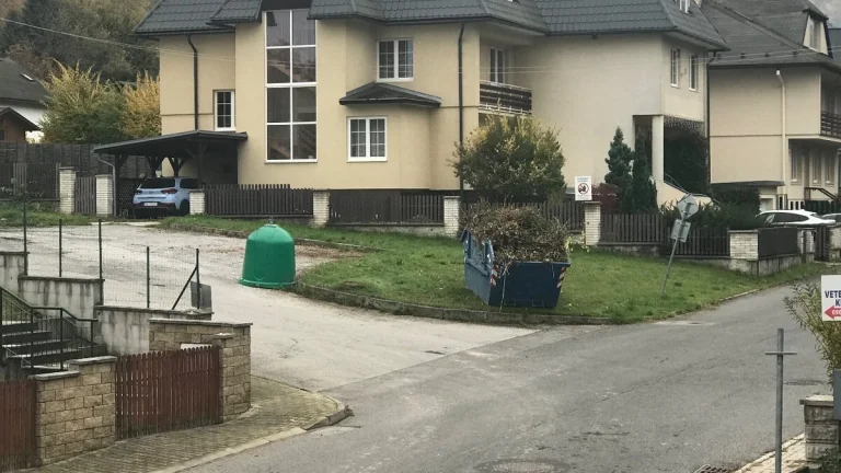 Parkovanie Mlynská B. Bystrica