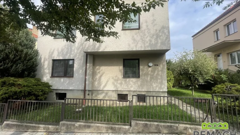 Prodej rodinné domy, 180 m2 - Uherský Brod, ev.č. 03145