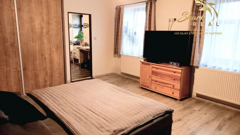 PREDAJ Rodinný dom / vila na pozemku s rozlohou 4854 m2