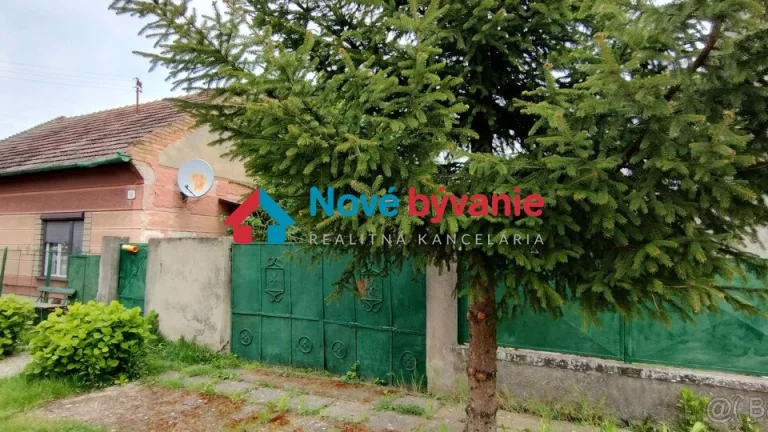 VÝRAZNE ZNÍŽENÁ CENA/Predaj, päťizbový rodinný dom s krásnym
