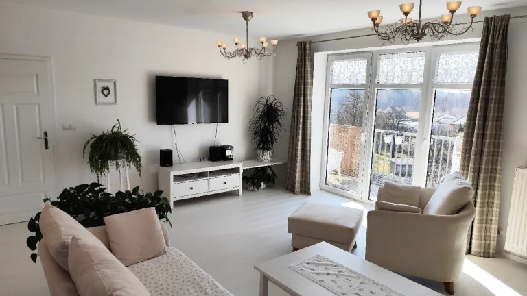 Prodej bytu 2+kk, 72m2, terasa, 2 park, skl., Ševětín