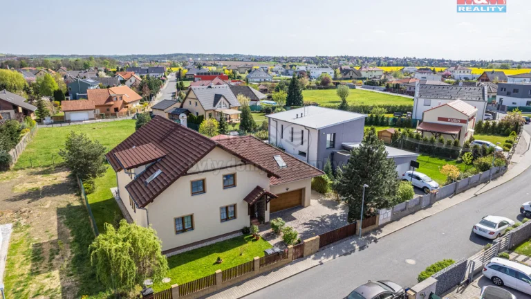 Prodej rodinného domu, 269 m², Jesenice, ul. Albatrosová