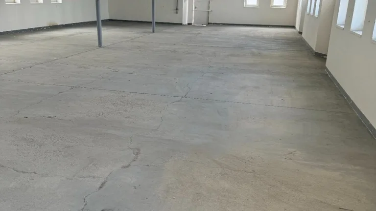 Kolín, hala, sklady, výroba, 250m2, perfektní stav