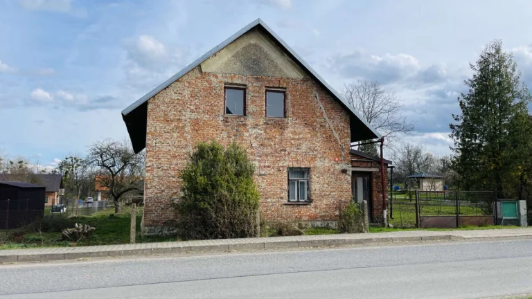 Prodej RD, 2260 m², Morašice