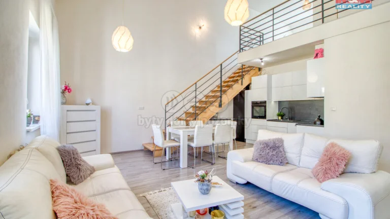 Prodej luxusního bytu 4+kk, 93 m², Plzeň, ul. Vrchlického