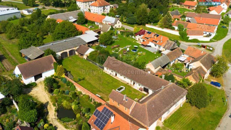 Prodej zemědělské usedlosti, 2078 m², Záblatí u Dřítně
