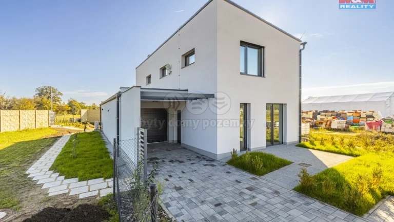 Prodej rodinného domu, 157 m², Čestice