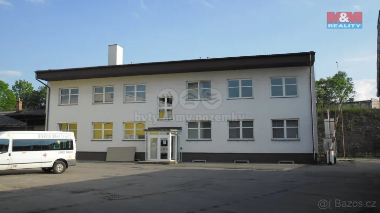 Pronájem kanceláře 18 m², Hradec Králové, ul. Koutníkova