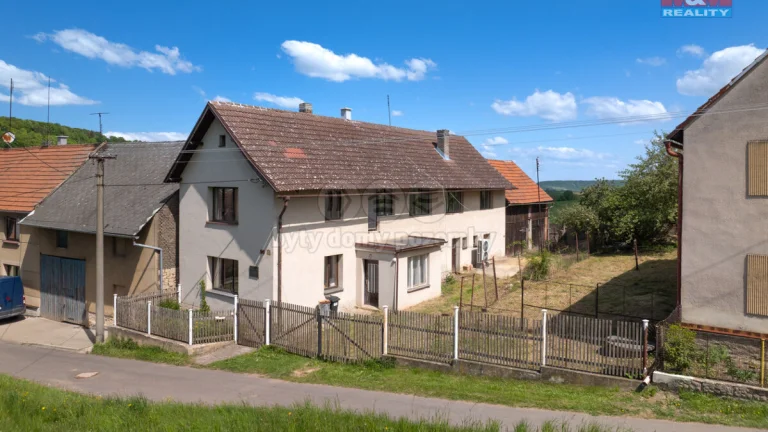 Prodej rodinného domu v Pochvalově