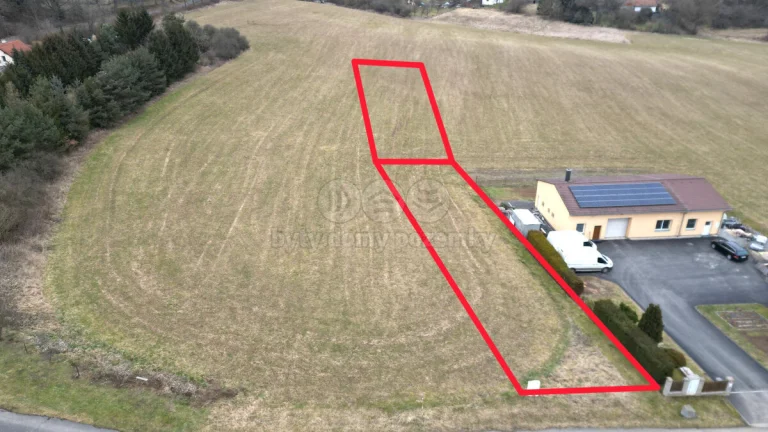 Prodej pozemku, 1295 m², Zalužany