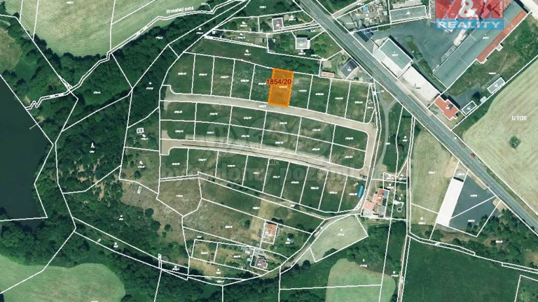Prodej pozemku k bydlení, 715 m², Lubenec