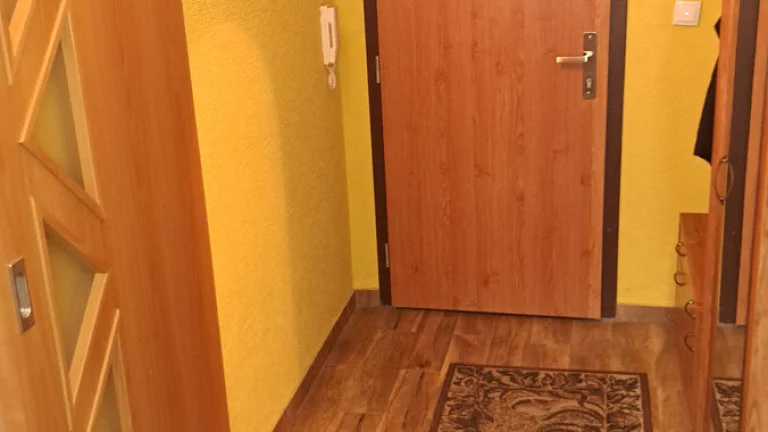 Predám 3-izbový byt v centre mesta