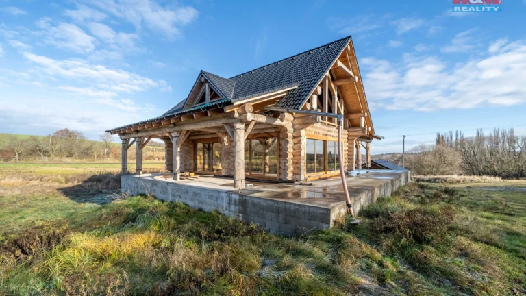 Prodej rodinného domu, 195 m², Kozárovice