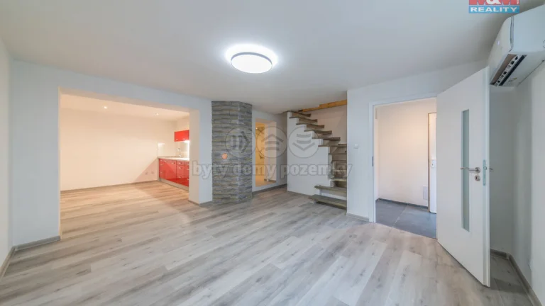 Prodej rodinného domu, 90 m², Doloplazy