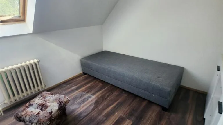 Samostatný pokoj u metra Skalka