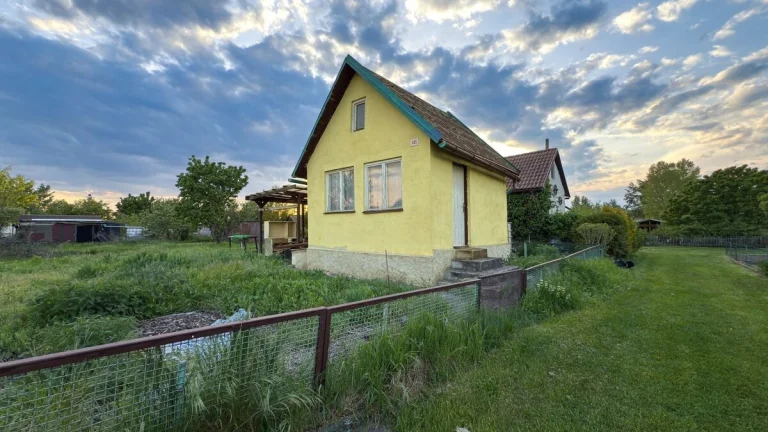 Prodej chata, 16 m2 - Štětí