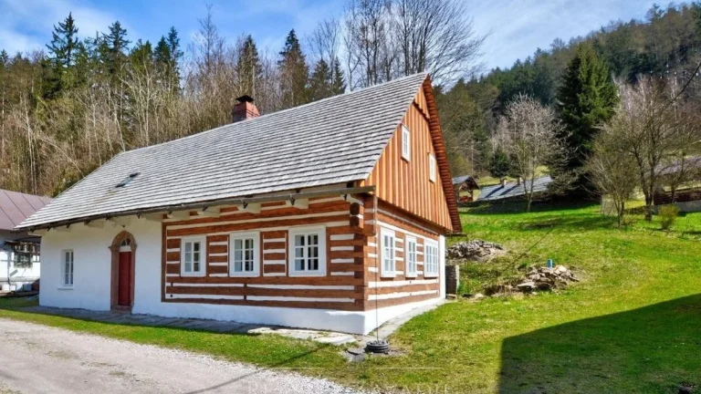 Prodej chalupa, 146 m2 - Dolní Dvůr