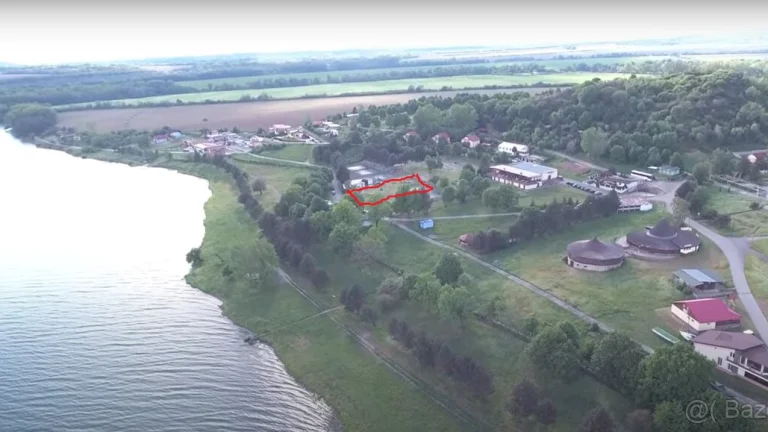 Pozemok pri pláži Zemplínskej Šíravy