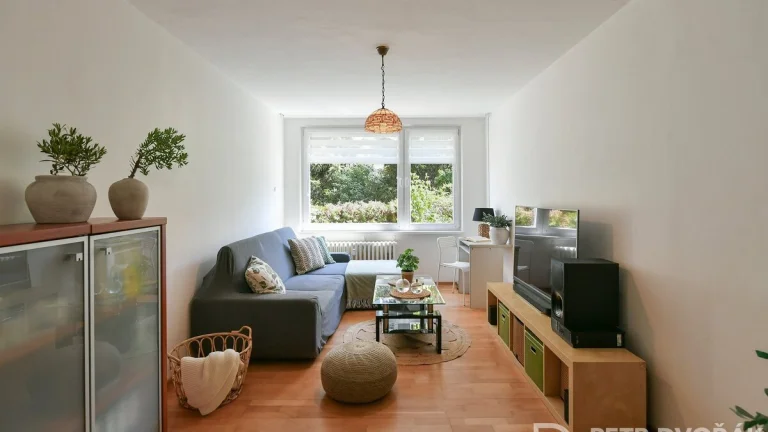 Prodej bytu 2+1 51 m2  Odlehlá, Praha - Vysočany