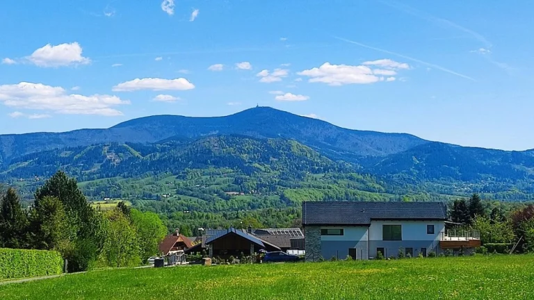 Prodej VÝJIMEČNÉHO stavebního pozemku na Pstruží