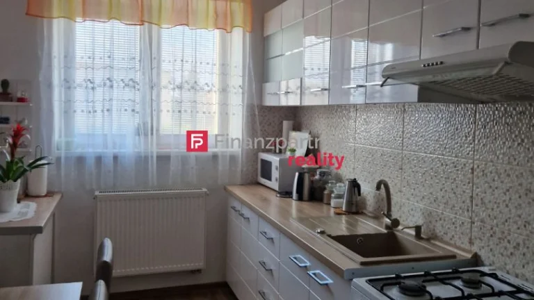 Znížená cena(F135-113-REMAa) 3 izbová bytová jednotka v me