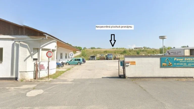 Pronájem nezpevněné plochy 1000m2