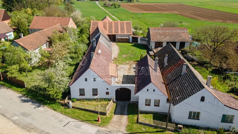 Prodej zemědělské usedlosti 758 m2, pozemek 4 530 m2