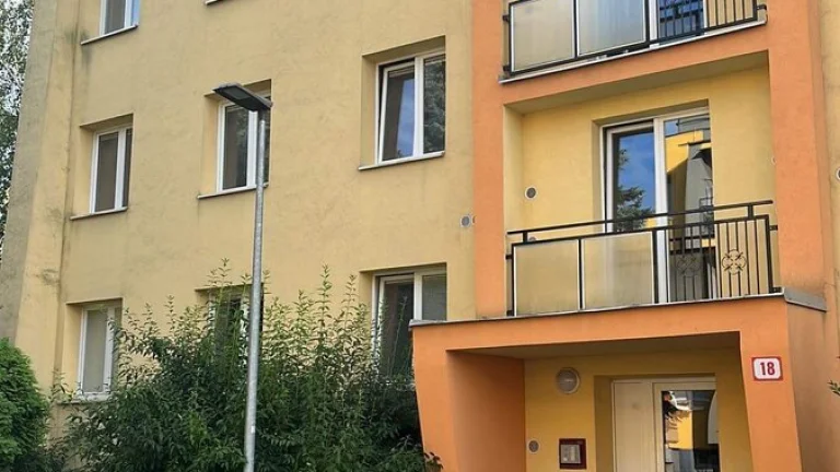 3izbovy tehlový byt Prešov Solivar