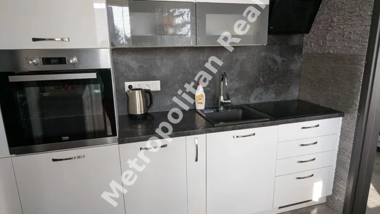 Kompletne zrekonštruovaný 4 izbový byt s veľkou loggiou